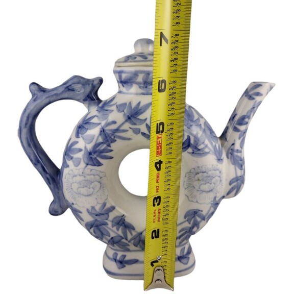 VTG Donut Shaped Asian Porcelain Lidded Teapot Dragon Handle Blue White Floral - Picture 8 of 9